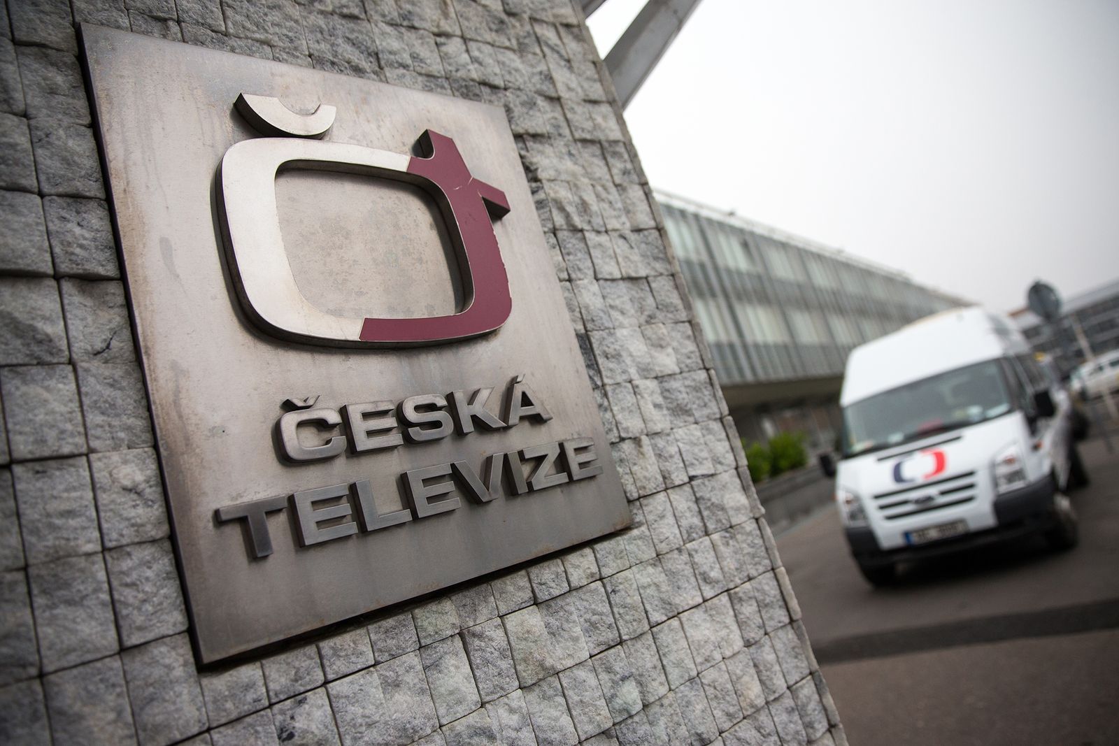 Česká televize / Logo / Kavčí hory / Televize / Nápis / Ilustrační snímek / Economia
