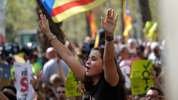 Protesty na podporu referenda o nezávislosti Katalánska.