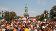 Celkem se do demonstrací zapojily tisícovky lidí.