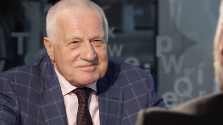 Budu volit Zemana, financování kampaně mě nezajímá, přímá volba je populismus, říká Klaus