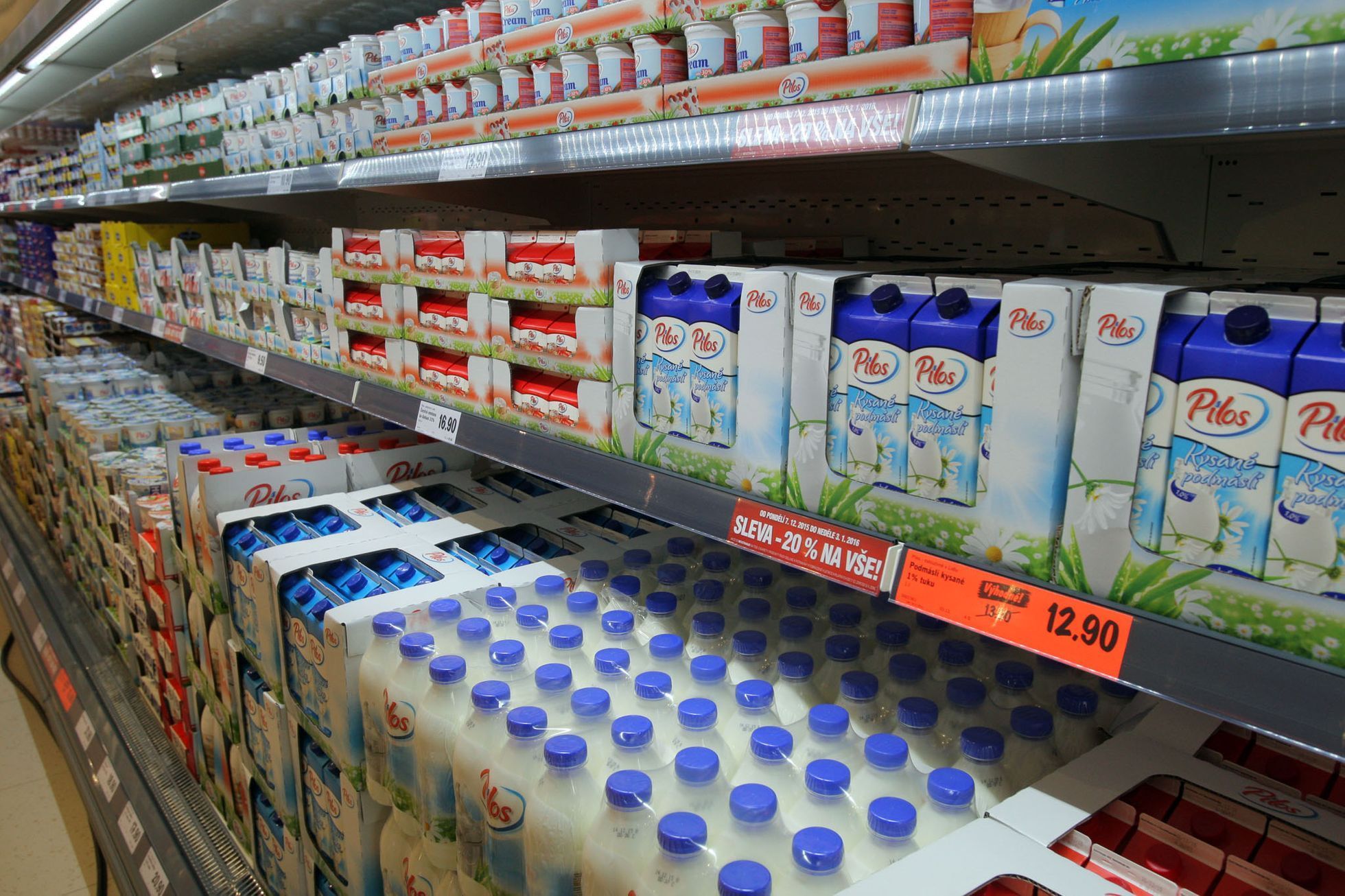 Mléko, mléčné výrobky, Lidl - ilustrační foto