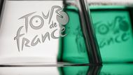 Trofeje pr nejlepší jezdce Tour de France z českých skláren Lasvit