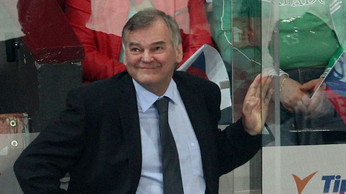 Vladimír Vůjtek dovedl Slováky k dalšímu vítězství nad českou hokejovou reprezentací.