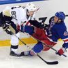 NHL, New York Rangers - Pittsburgh Penguins: Stu Bickel  Sidney Crosby