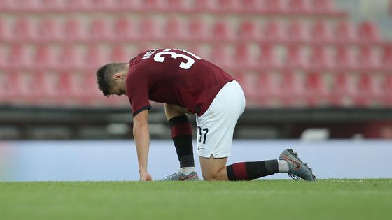 Sparta na kolenou. Turecký med na prázdné Letné zhořkl, Trabzonspor vydřel remízu