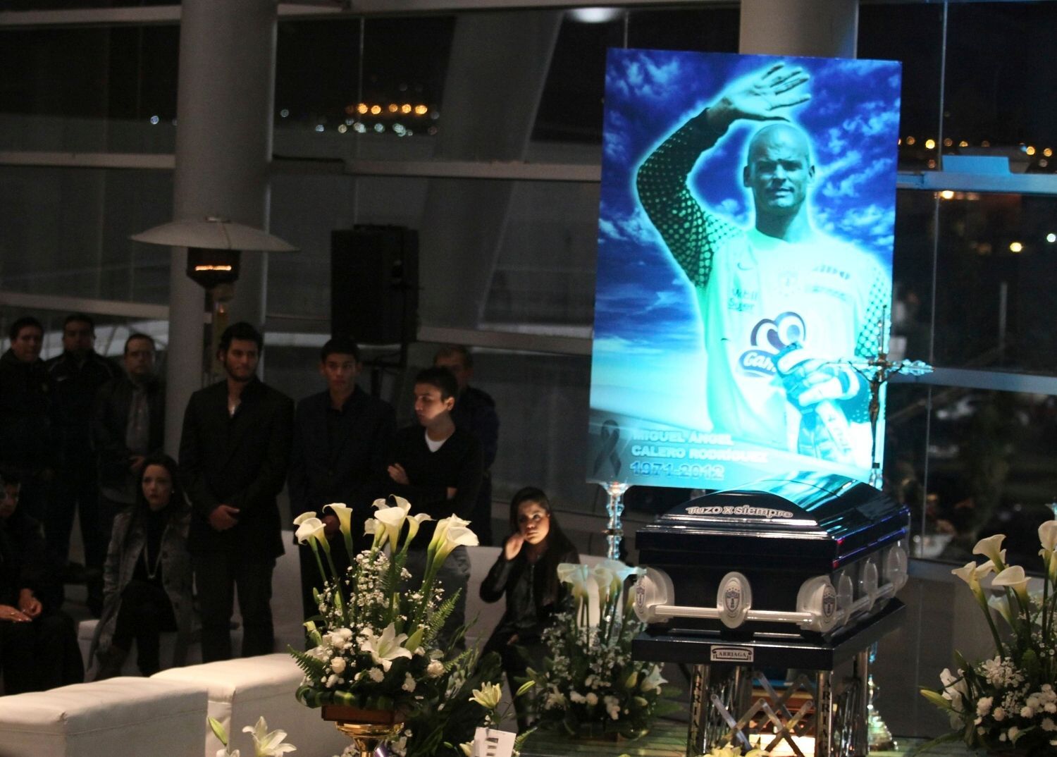 Miguel Calero, pohřeb na hřišti stadionu Hidalgo