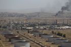 Rafinérie v Kirkúku, kde se nachází jedno z největších ropných polí v Iráku i na světě.