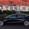 Tesla Model 3 černá