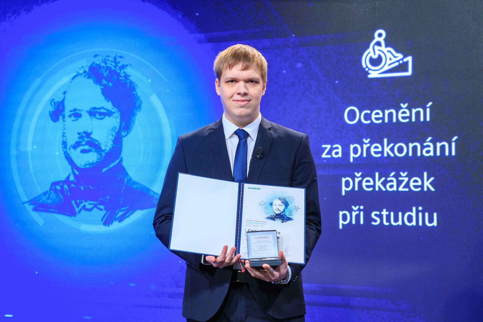 Student Josef Zaduban