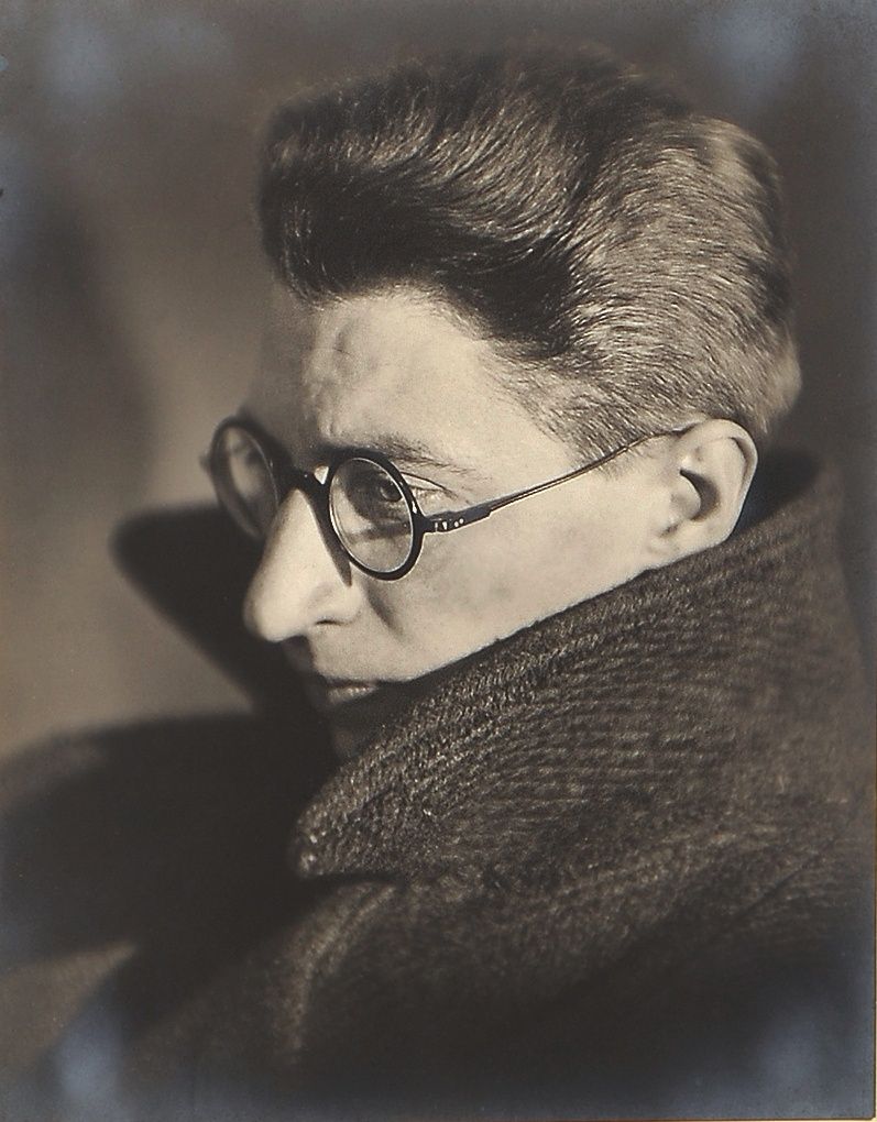 Josef Sudek: Portrét Jaromíra Funkeho, 1923