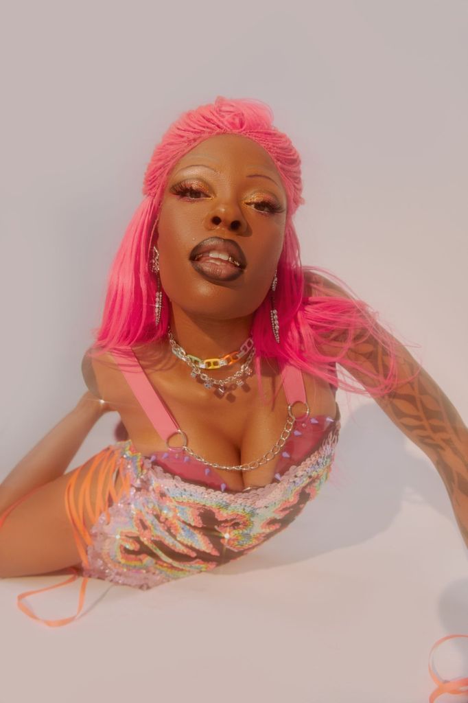 Hudebnice Sudan Archives.