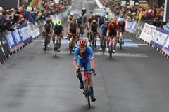 Vacek vybojoval na MS cyklistů historické stříbro, o titul přišel až ve finiši