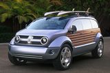 V roce 2003 představil Dodge koncept Kahuna. Jeho jméno se asi příliš nelíbilo obyvatelům Havaje - tisícovka jich podepsala petici na přejmenování vozu. Mimochodem, v surfařském slangu znamená kahuna kněz.