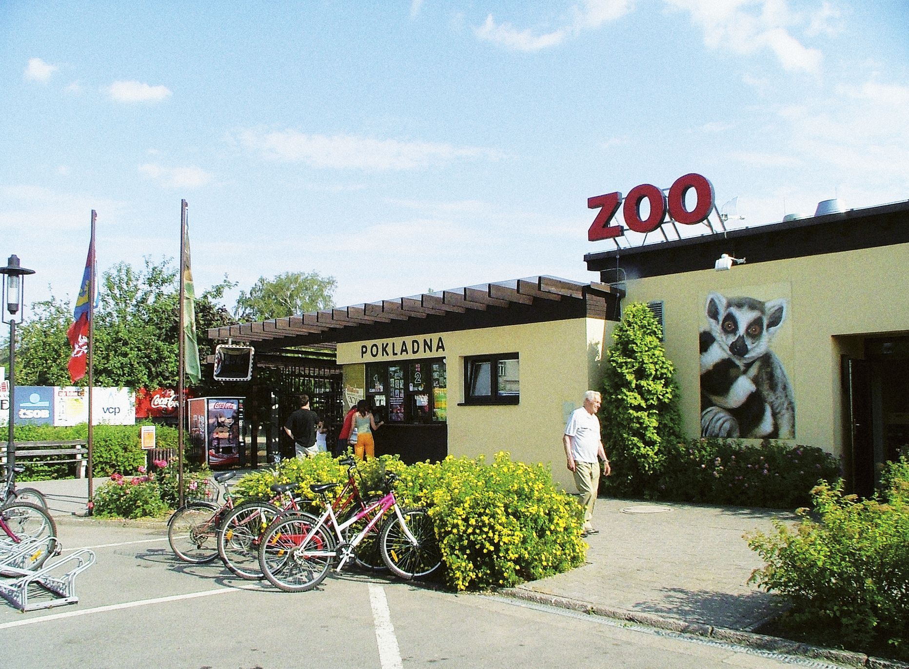 Jednorázové užití / Fotogalerie / ZOO Dvůr Králové je tu už 75 let. Podívejte se na snímky z její historie