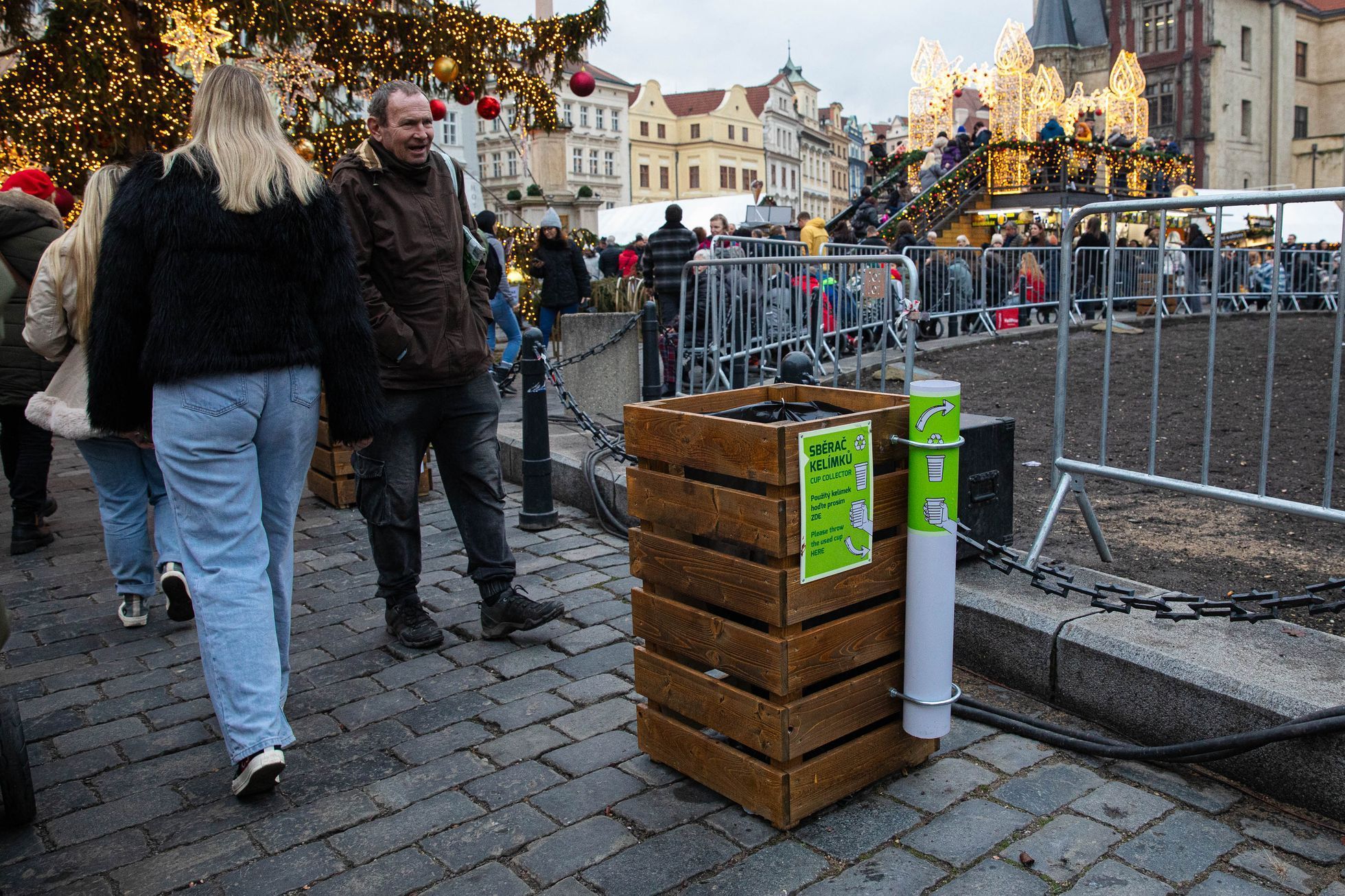 Vánoční trhy, Praha, Staroměstské náměstí a Václavské náměstí
