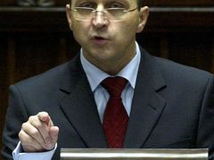 Premiérovi Kazimierzi Marcinkiewiczovi se nepodařilo v parlamentu prosadit návrh rozpočtu