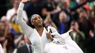 Definitivní sbohem Wimbledonu? Serena Williamsová po vyřazení v prvním kole nechtěla předjímat, příští rok už jí ale bude 41 let.