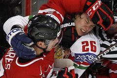 Bělorus Stasenko zuřil a zametl s rozhodčím