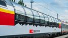 Panoramatický vůz švýcarských spolkových drah poprvé vyjel na trať mezi Břeclaví a Bohumínem. Je součástí pravidelného vlaku Porta Moravica.