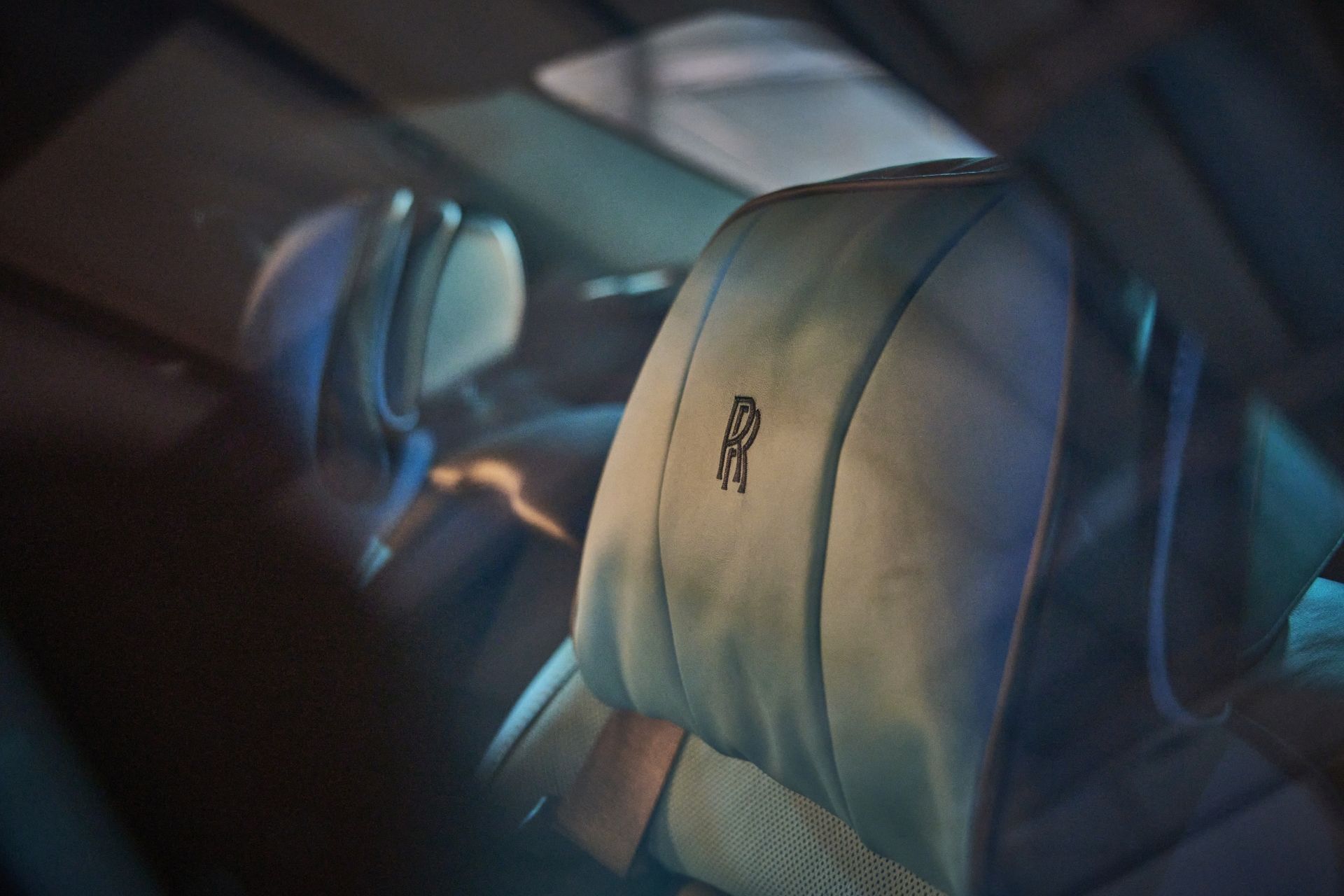 Rolls-Royce Ghost Black Badge