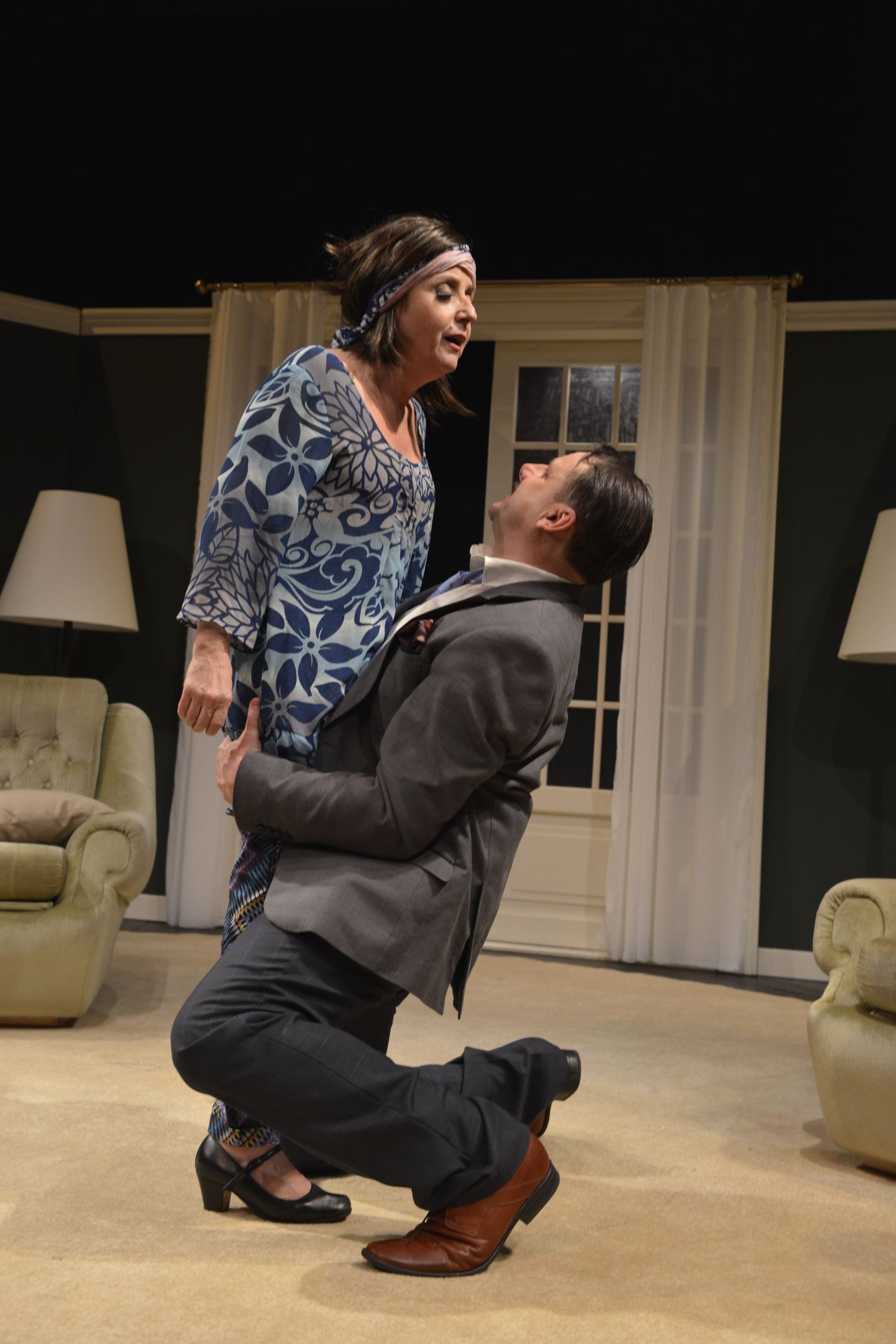 Začínáme končit - Divadlo Kalich - Bára Hrzánová a Radek Holub