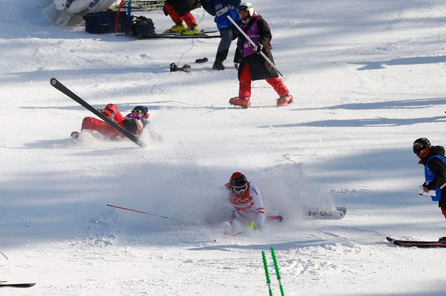Pád Matthiase Mayera v kombinačním slalomu na ZOH 2018