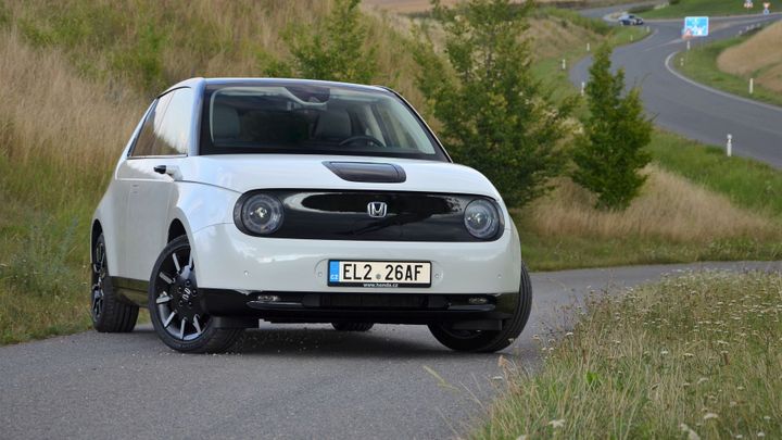 Další automobilky končí se spalovacími motory. Honda do dvaceti let, Lotus ještě dřív; Zdroj foto: Martin Přibyl