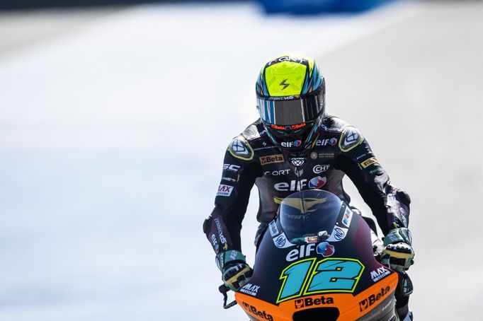 Filip Salač na motocyklu Moto2 ELF Marc VDS Racing Teamu při předsezonních testech