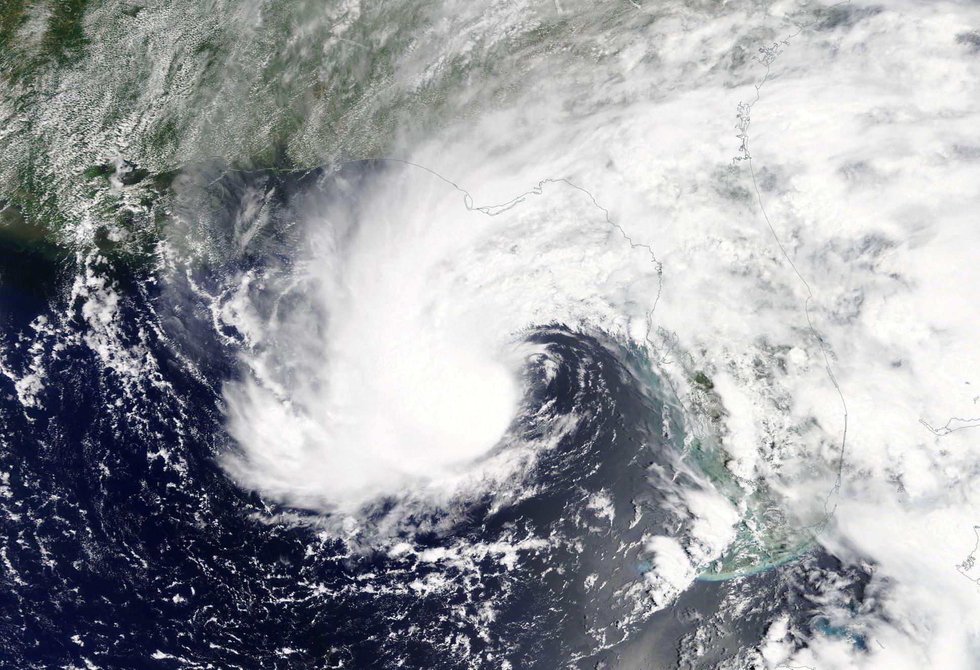 Subtropická bouře Alberto se blíží k Floridě