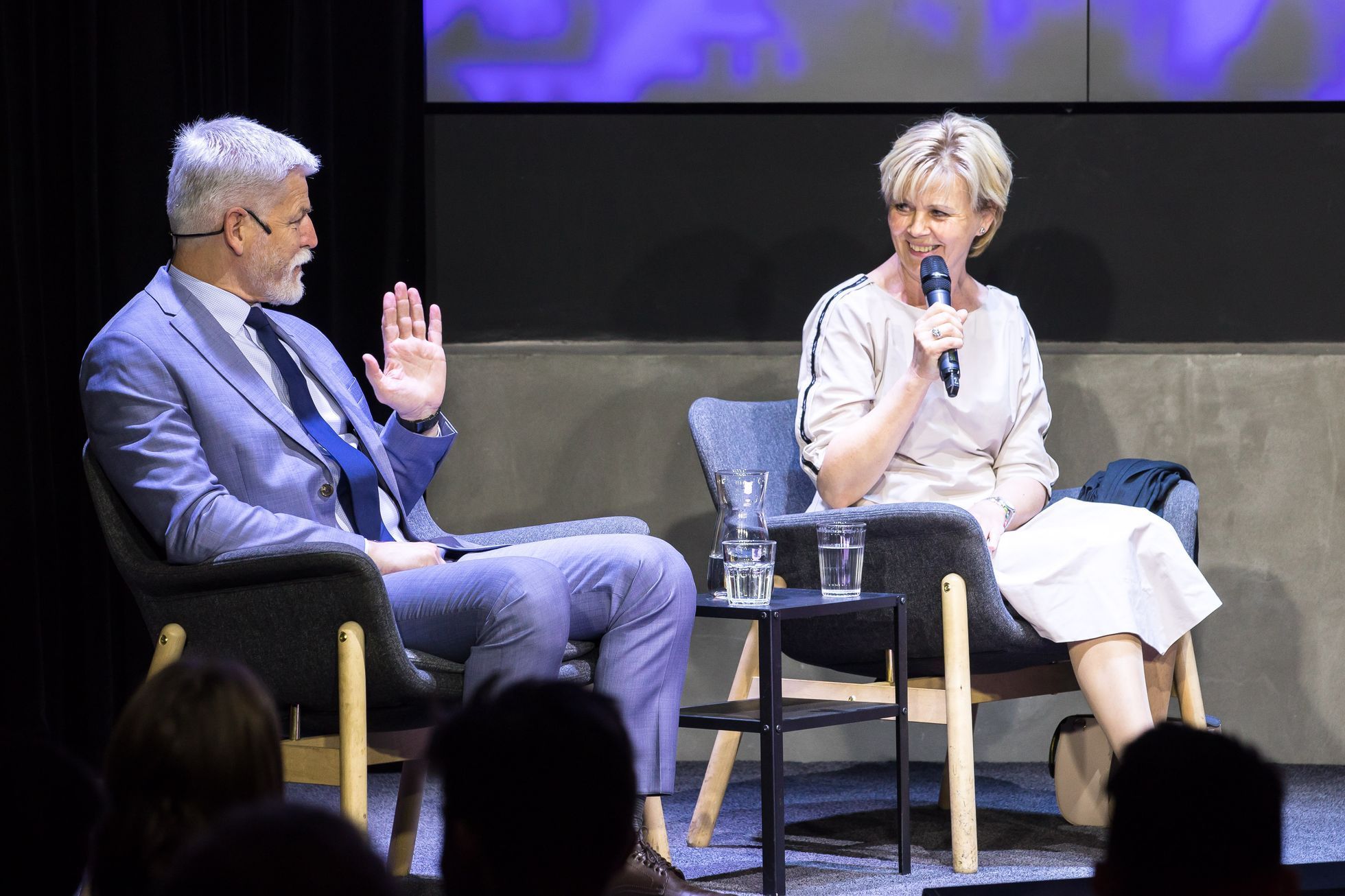 Prezident Petr Pavel a manželka Eva Pavlová na diskuzi se studenty na Smíchovské střední průmyslové škole a gymnáziu