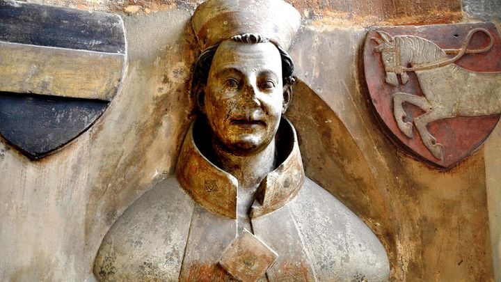 Pravá ruka Karla IV. a málem i papež. Hrob české legendy skrýval netušená tajemství