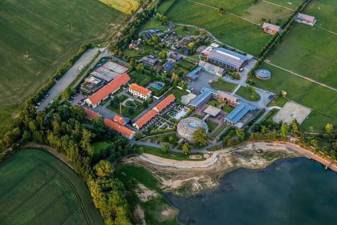 Resort Čapí Hnízdo na leteckém snímku, který byl pořízený 10. 6. 2022.