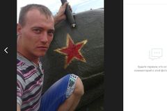 Konec selfies v ruské armádě. Fotky prozrazují, kde vojáci bojují, zdůvodňuje zákaz ministerstvo
