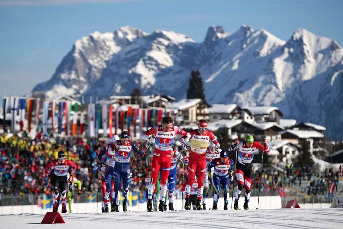 Cross-country skiing - FIS Nordic World Ski Championships - Women's Teamsprint - Seefeld, Austria - February 24, 2019 - Athletes compete. REUTERS/Lisi Niesner     TPX IMA