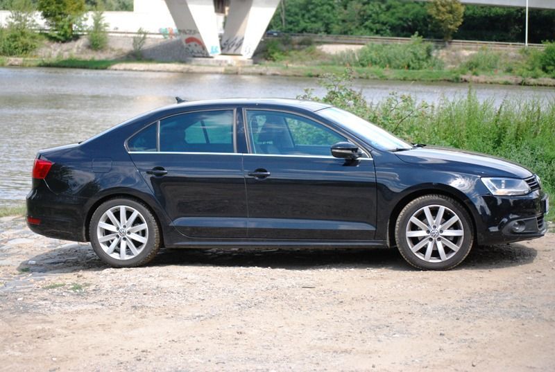 VW Jetta 2011