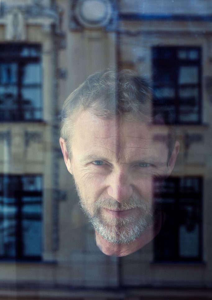 Jo Nesbø.