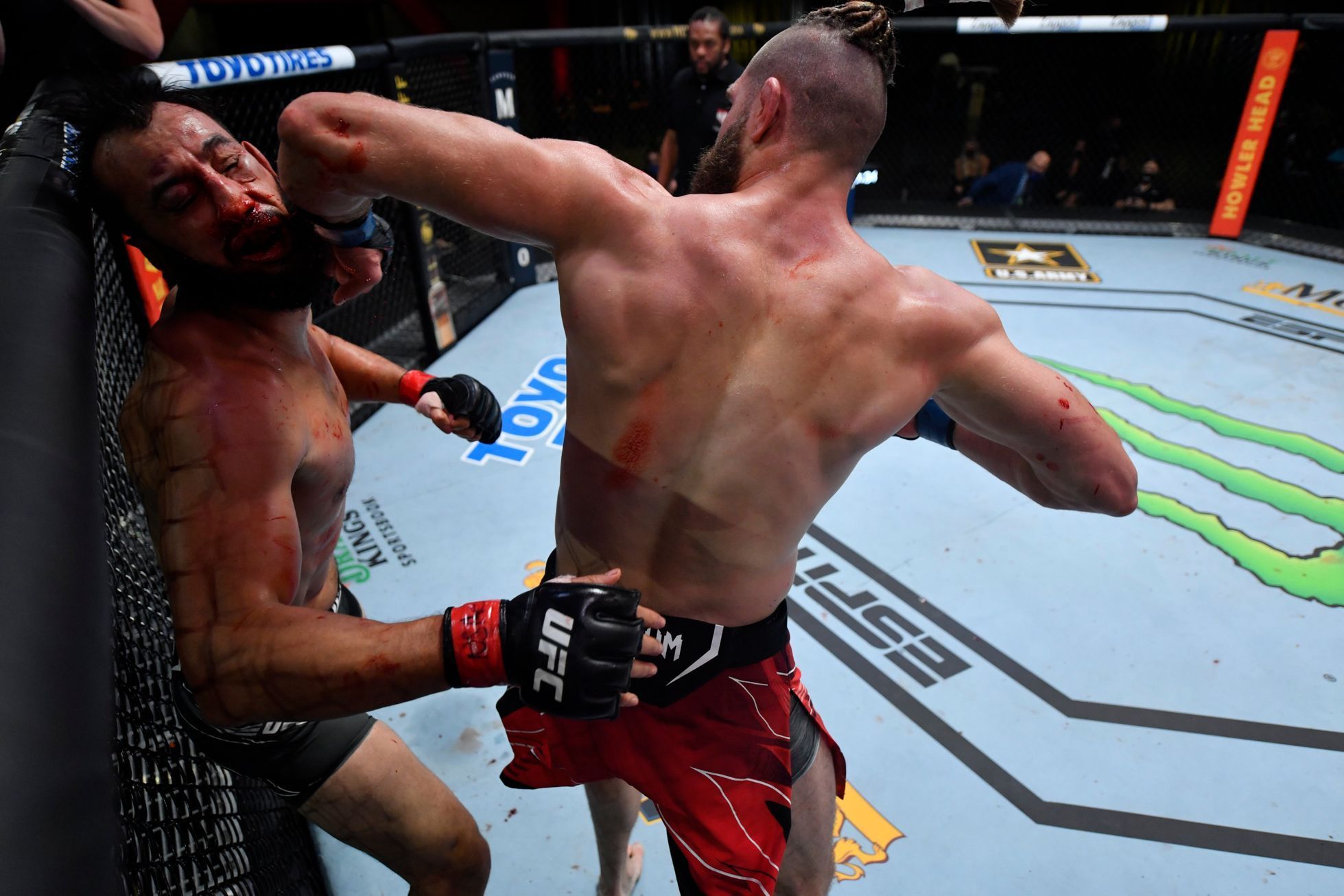 UFC, Jiří "Denisa" Procházka vs. Dominick Reyes