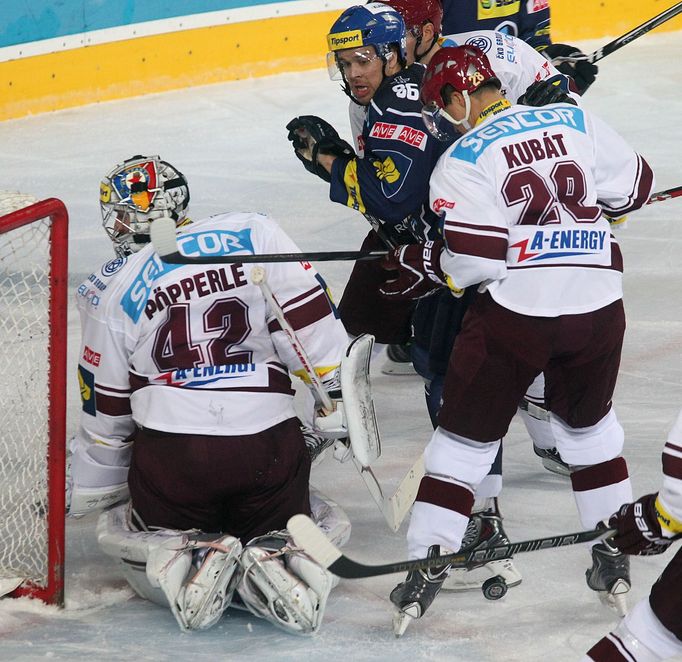 ELH, Sparta - Kladno: Tomáš Pöpperle (42), Karel Kubát (28) - Jan Rudovský  (86)