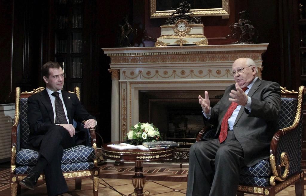 Michail Gorbačov a Dmitrij Medveděv 2011
