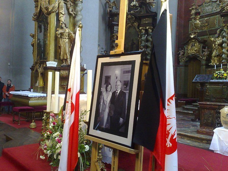 Mše za polské oběti v pražském kostele sv. Jiljí