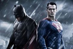Hrdinský duel se blíží: Batman jde Supermanovi po krku