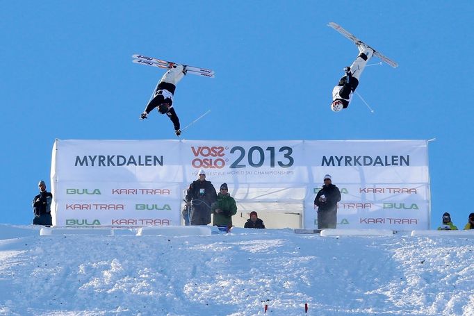 MS v akrobatickém lyžování 2013, paralelní jízda v boulích: Alex Bilodeau a Mikael Kingsbury