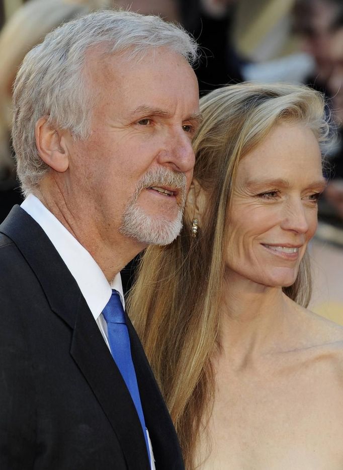 Premiéra Titanicu 3D Londýn - James Cameron a Suzy Amis