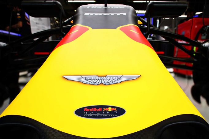 Aston Martin a Red Bull