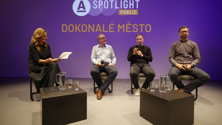 Jako by kolem Prahy stála zeď. Zaostává za Brnem kvůli byrokracii, naznačují experti