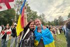 Jdi domů, Ivane, skandoval dav Čechů i Ukrajinců kousek od ruského velvyslanectví