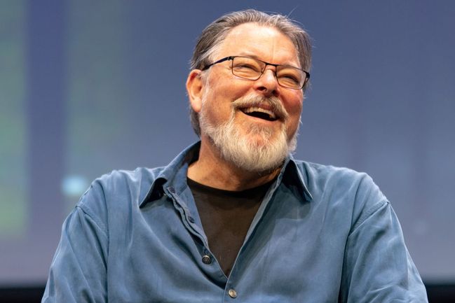 Jonathan Frakes