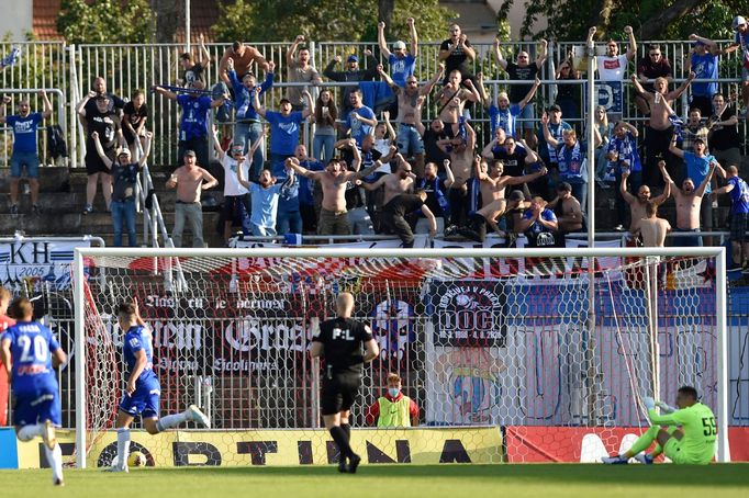 4. kolo Fortuna:Ligy 2020/21, Brno - Olomouc: Radost fotbalistů Olomouce.