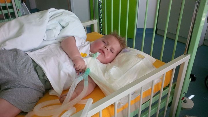 Rizika podání léku jsou větší než účinky, vysvětluje Motol v případu malého Olivera