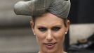 Britain's Zara Philips leaves St Paul's Cathedral after a service of thanksgiving to celebrate the Diamond Jubilee of Queen Elizabeth in central London June 5, 2012. Four days of nationwide celebrations during which millions of people have turned out to mark the Queen's Diamond Jubilee conclude on Tuesday with a church service and carriage procession through central London. REUTERS/David Moir (BRITAIN - Tags: ANNIVERSARY ENTERTAINMENT POLITICS SOCIETY RELIGION ROYALS) Published: Čer. 5, 2012, 12:32 odp.